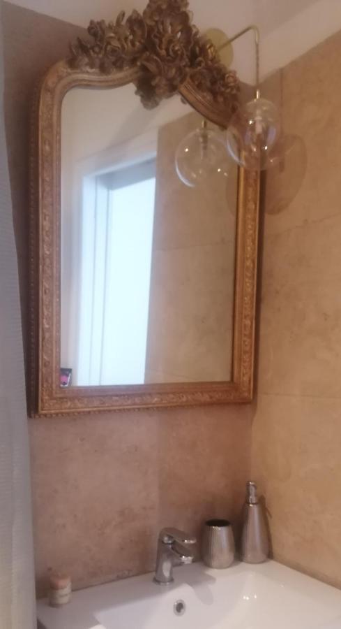 Coeur De Paris Montorgueil - Heart Of Paris - Charming Super Central Apartment For Your Ideal Parisian Days エクステリア 写真